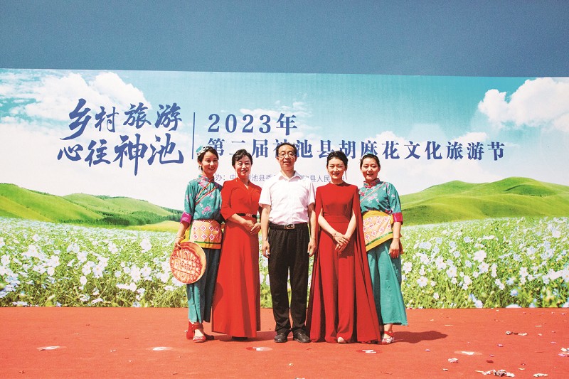 cb24b811c_7.jpg