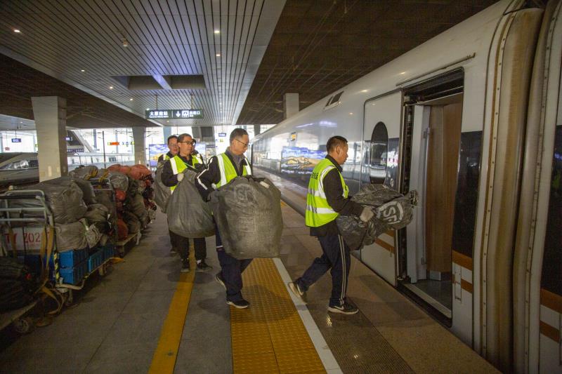 1762844926617018916.jpg 微信图片_20251111145503_1416_159.jpg