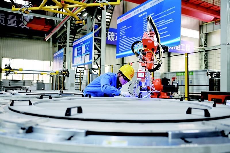 1764897135034023265.jpg cb13bc05c_2.jpg