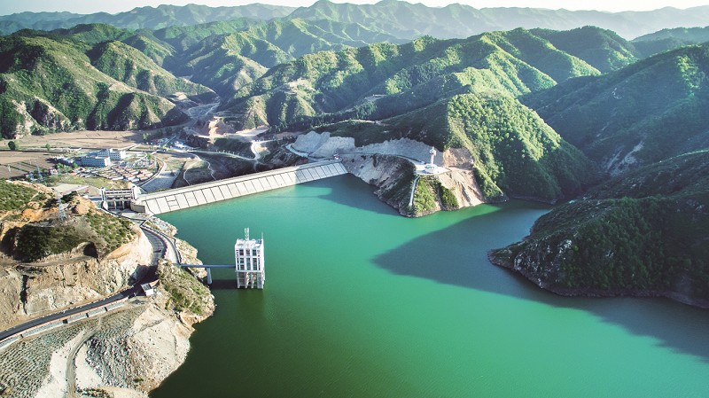 1764898090827093619.jpg cb08bc05c_2.jpg