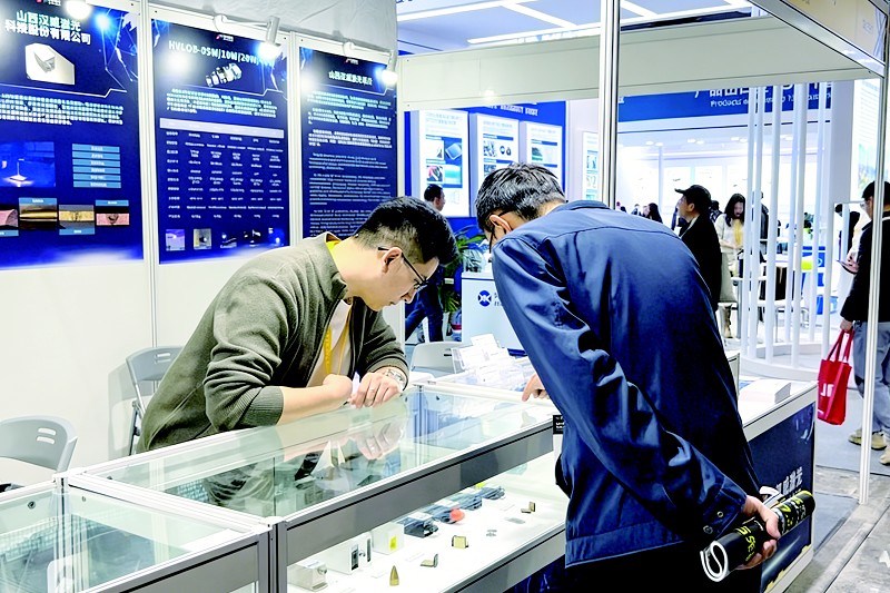 1775179819387002493.jpg cb13b403c_7.jpg