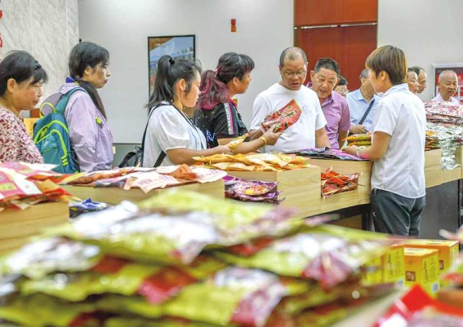 1775784966284008387.jpg b08d7968aad7f26a3f6d4ce8825d4ad8.jpg